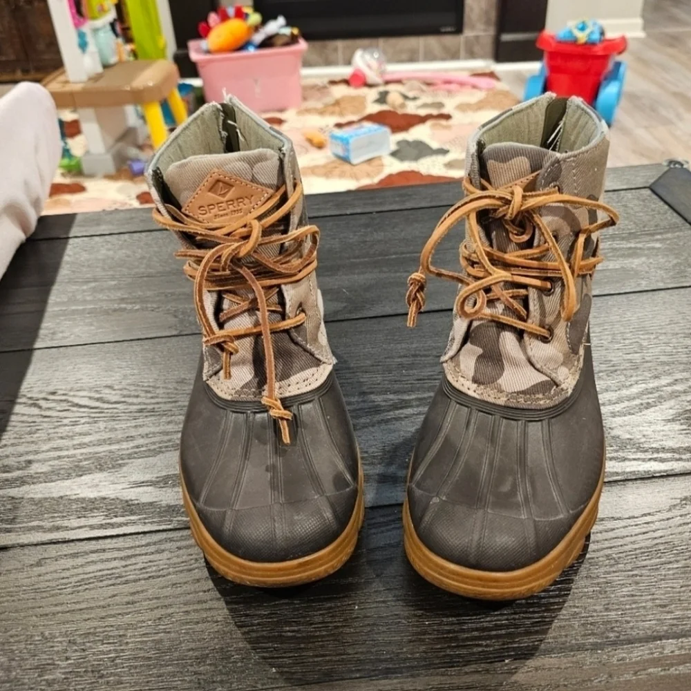 Sperry Saltwater Wedge Tide Duck Boots.